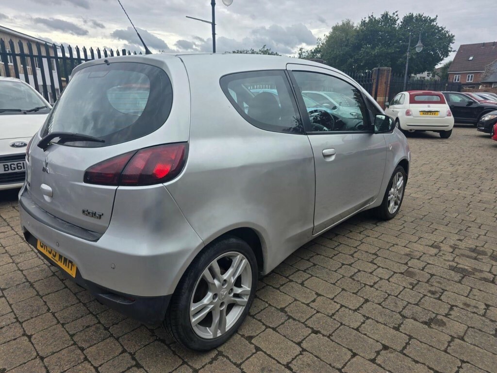 Mitsubishi Colt 1.3 Cz2 Hatchback White #22