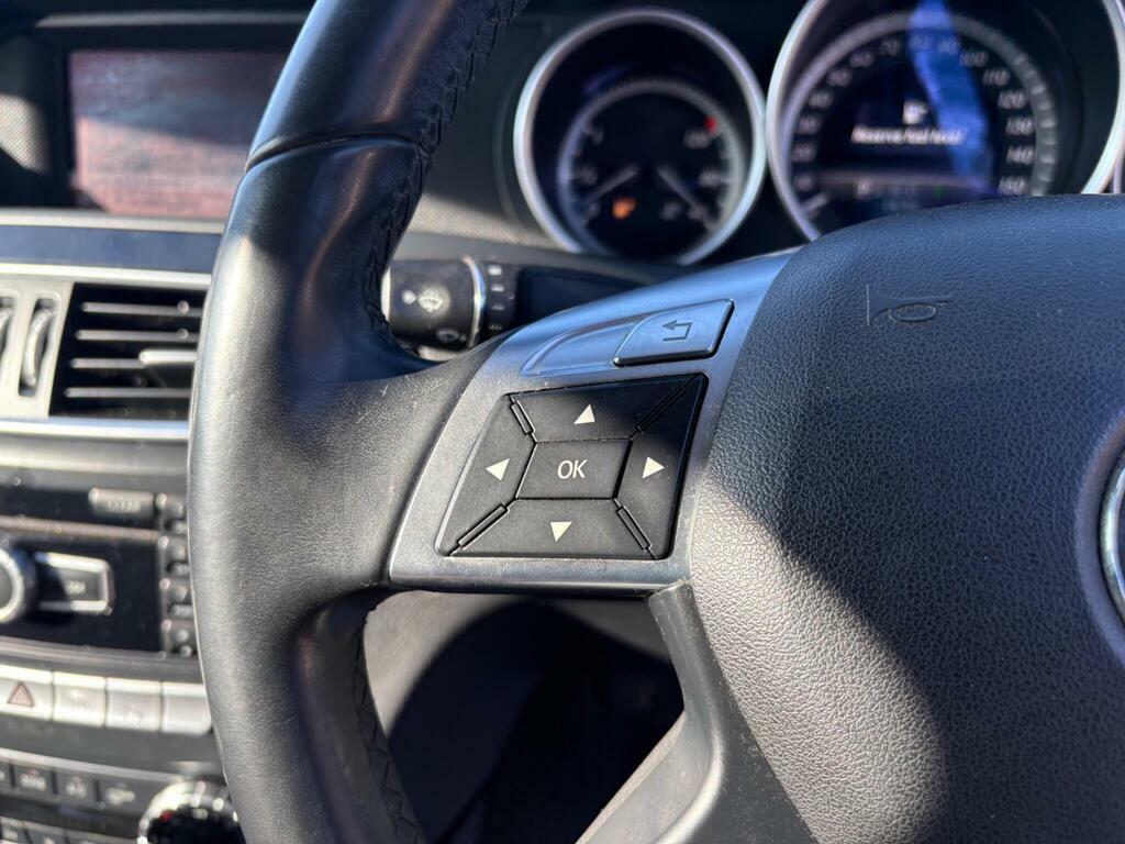 Mercedes-Benz C Class Automatic White #17