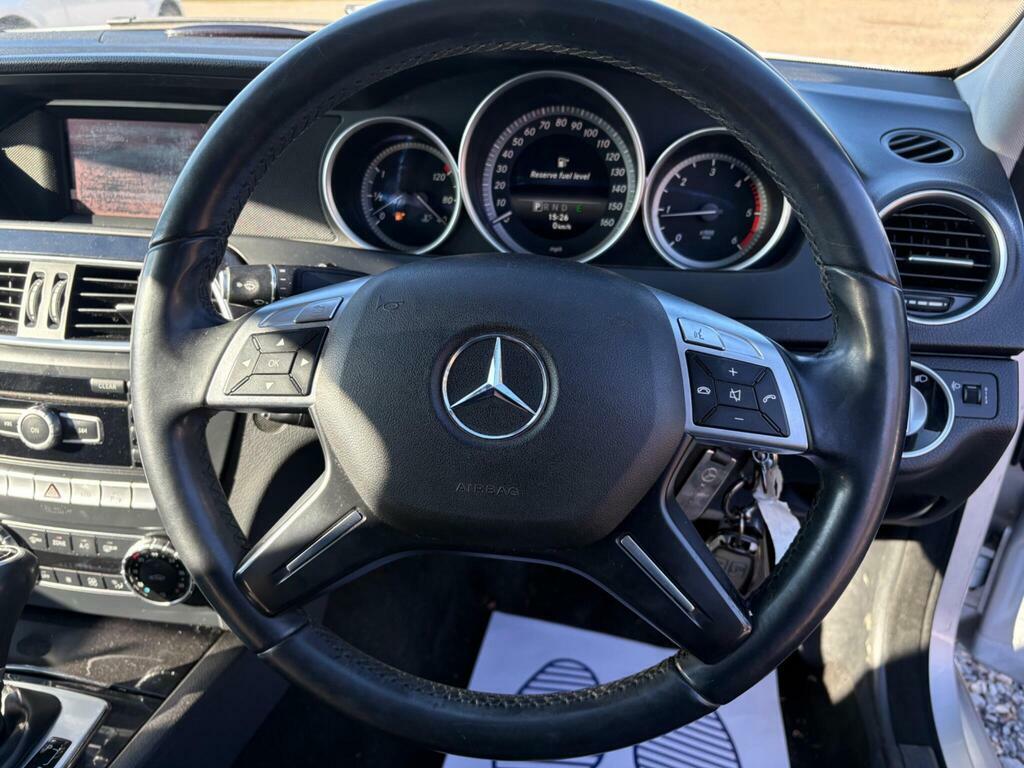 Mercedes-Benz C Class Automatic White #13