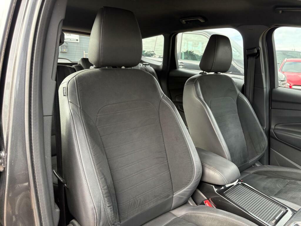 Ford Kuga 1.5 St-line Tdci 119 Bhp White #10