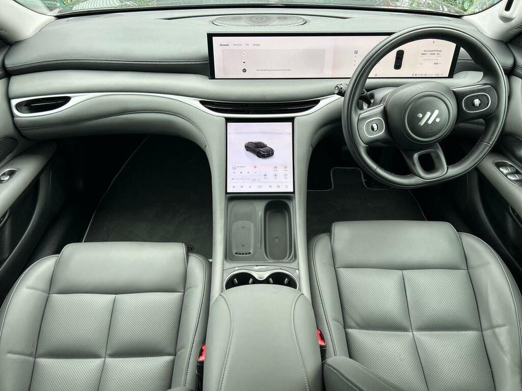 MG IM5 300Kw Long Range 100Kwh Black #7