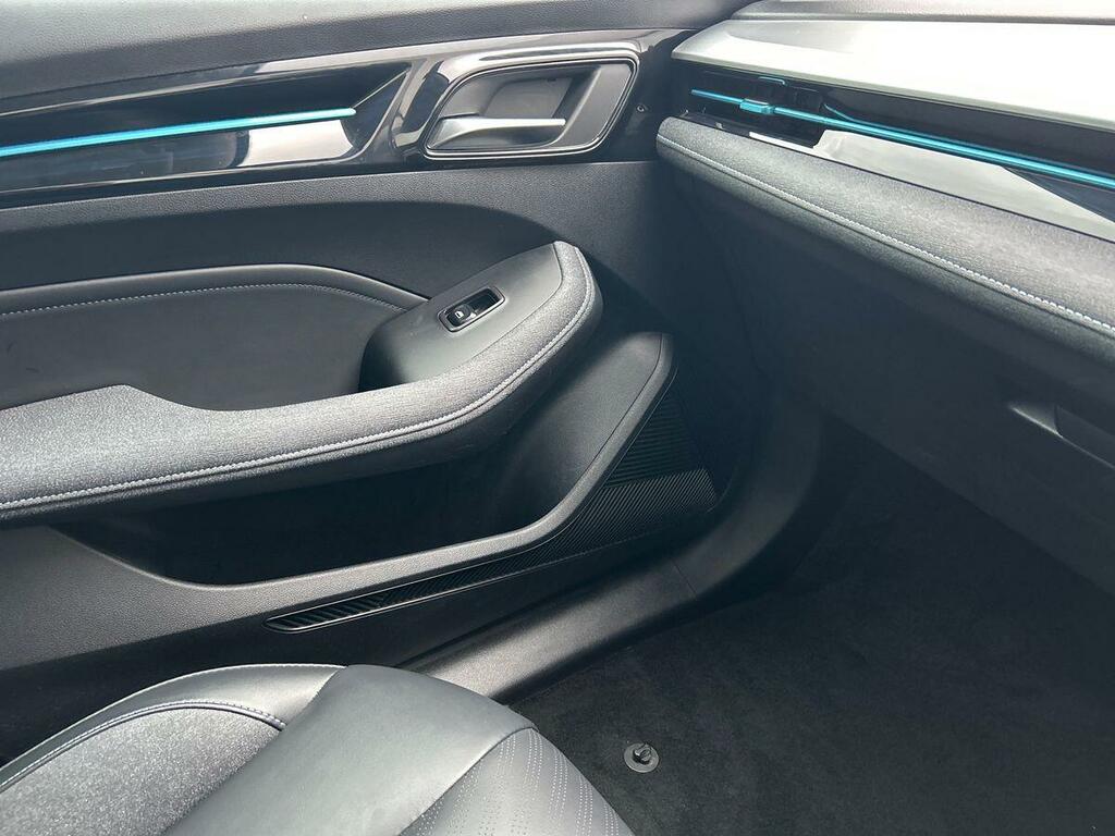 MG MG5 61.1Kwh Se Grey #38