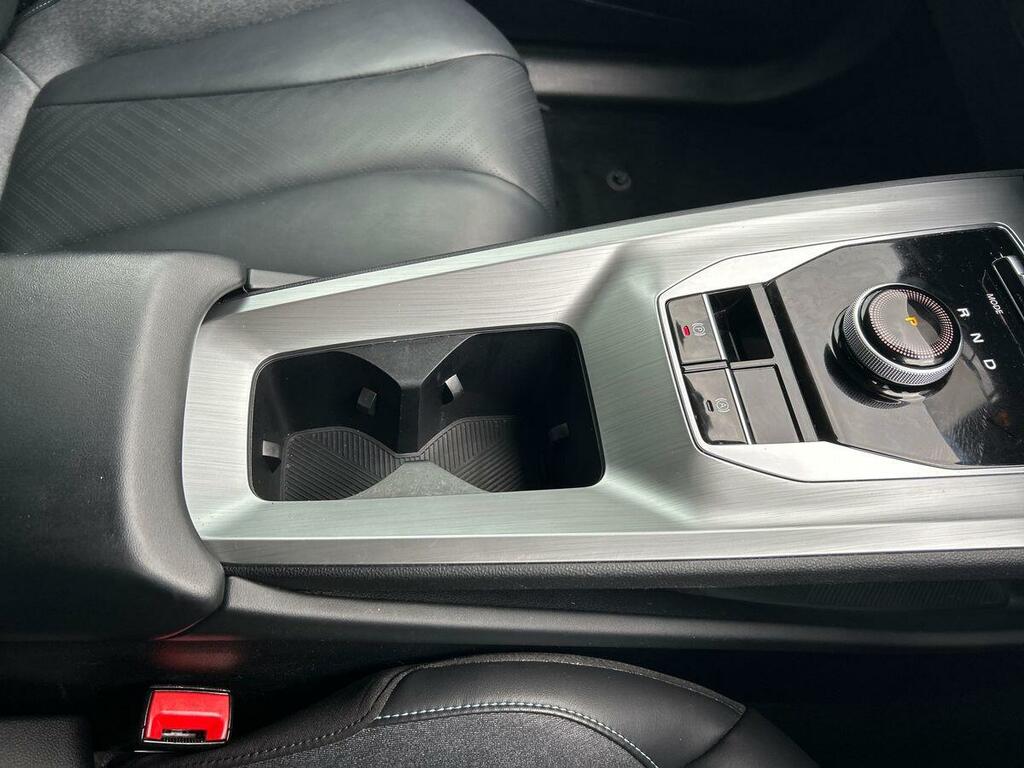 MG MG5 61.1Kwh Se Grey #36