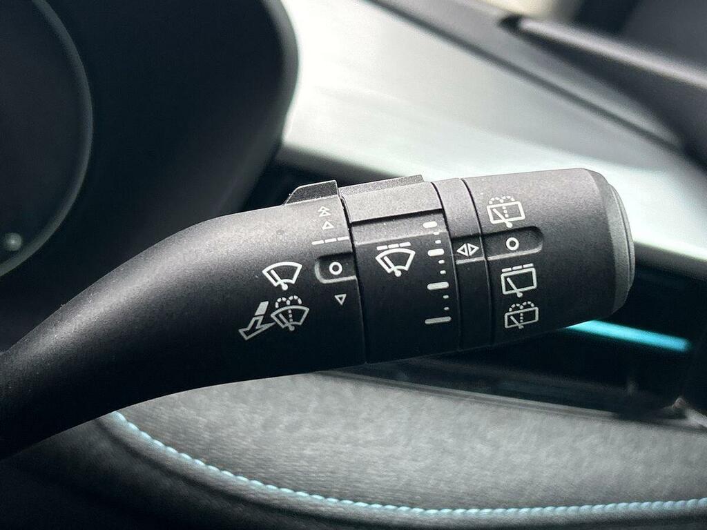 MG MG5 61.1Kwh Trophy Long Range Estate Blue #27