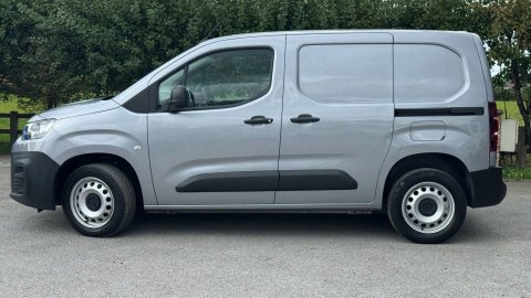 Citroen Berlingo Driver Edition Grey #10