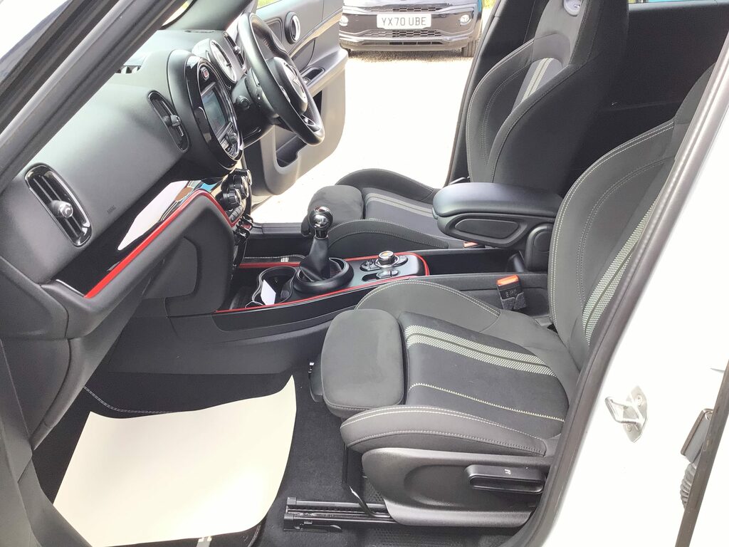 Mini Countryman Cooper S E All4 Classic Black #17