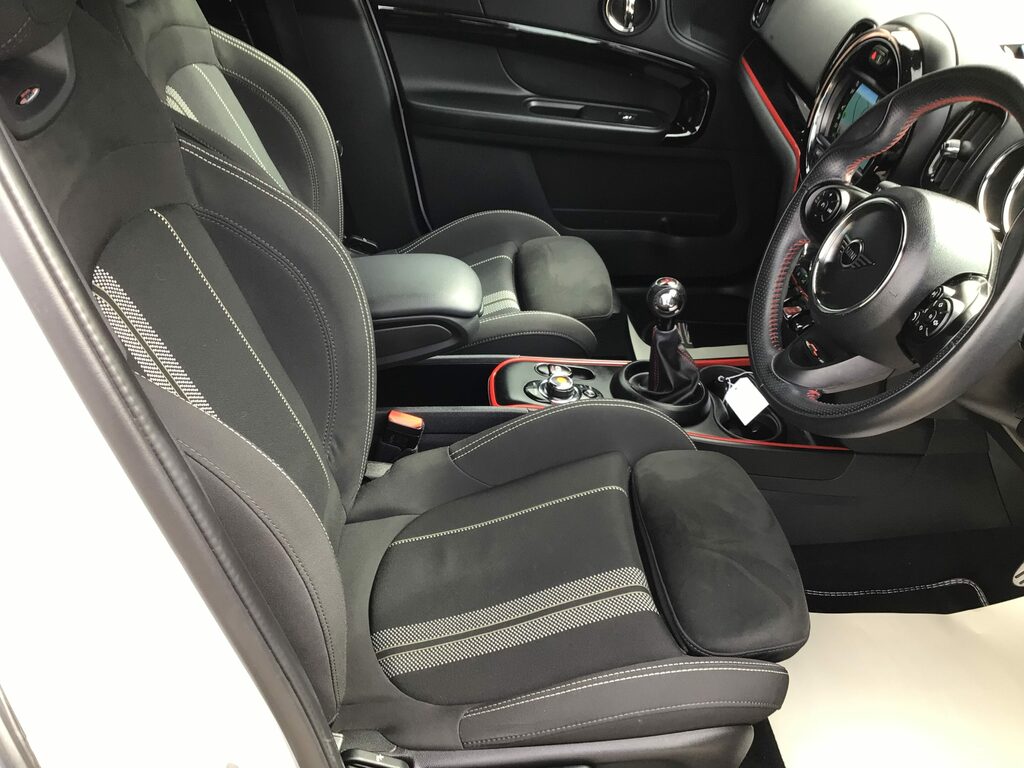 Mini Countryman Cooper S E All4 Classic Black #11