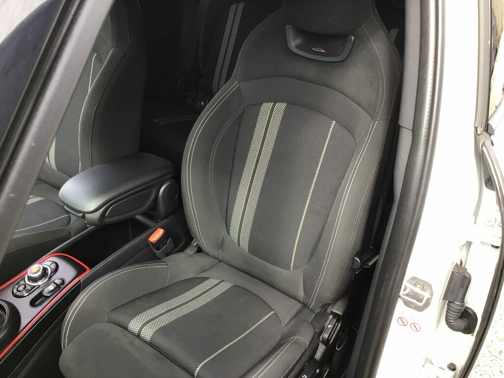 Mini Countryman Cooper S E All4 Classic Black #16