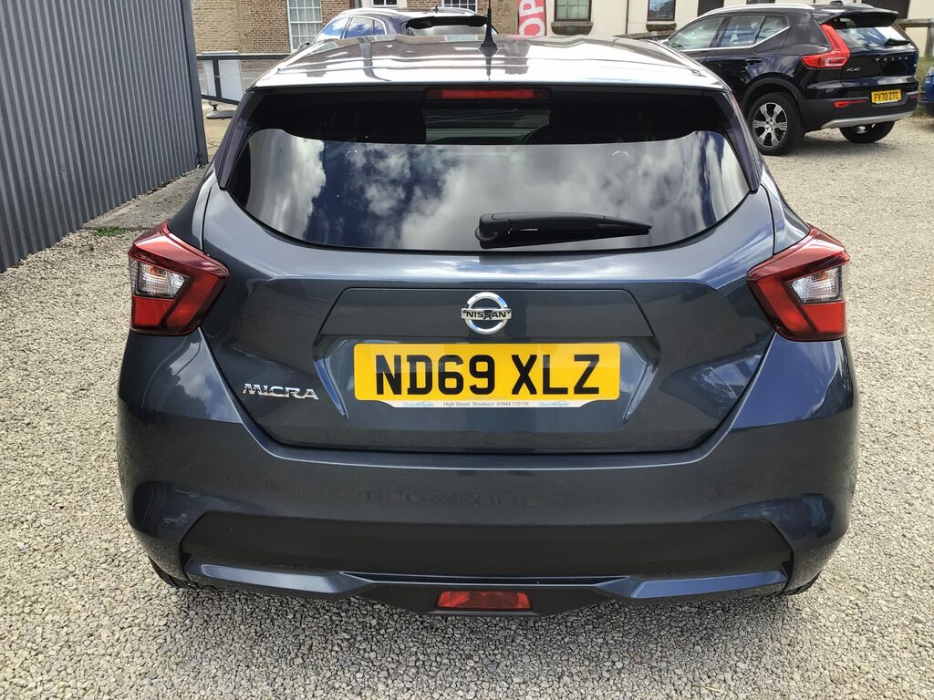 Nissan Micra Tekna Red #7