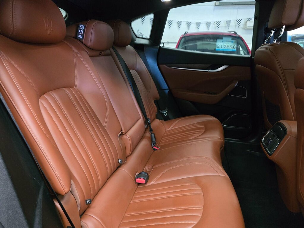 Maserati Levante D V6 Black #20
