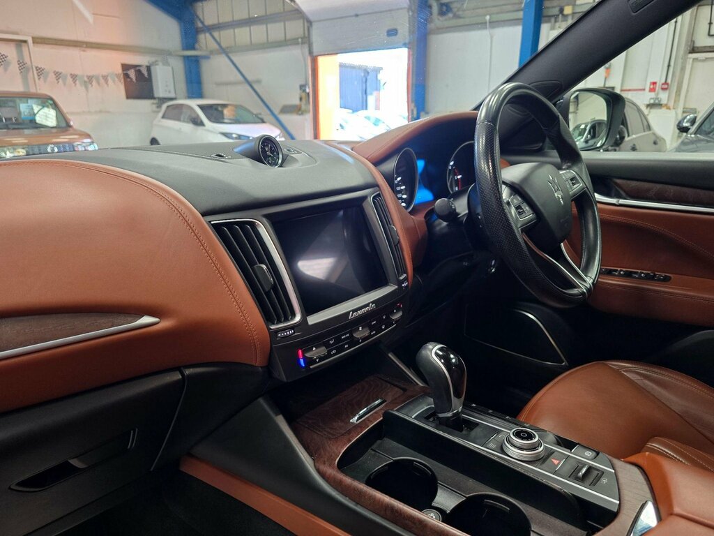 Maserati Levante 3.0D V6 Zf 4Wd Euro 6 Ss Blue