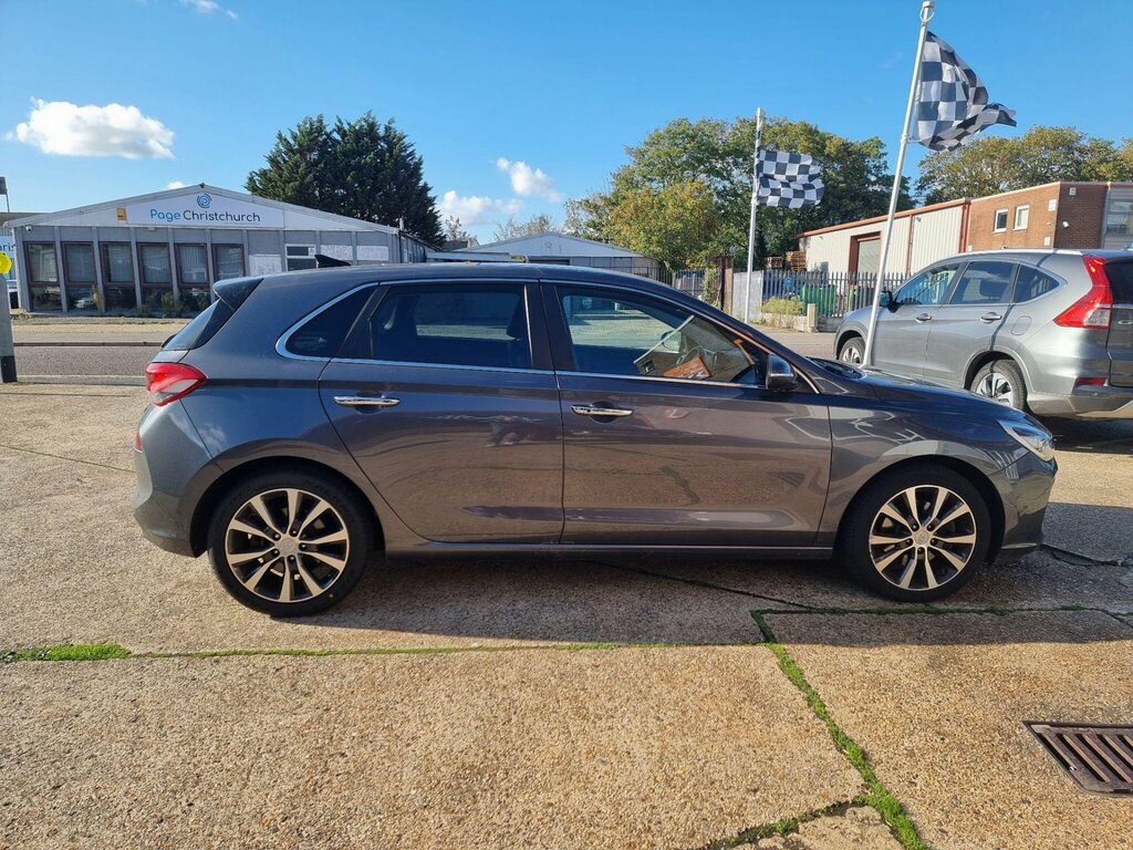 Hyundai I30 1.6L Se Nav Blue #13