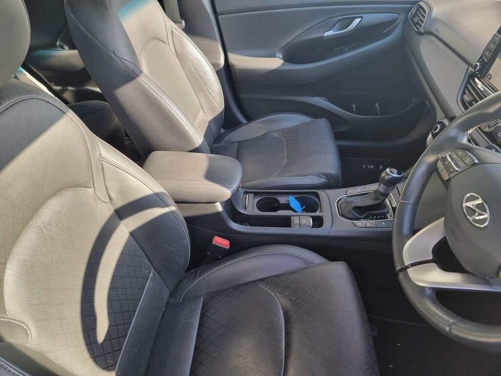 Hyundai I30 1.6L Se Nav Blue #7