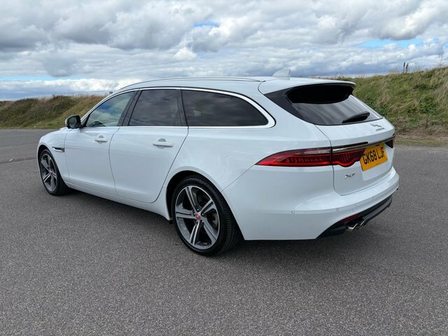 Jaguar XF Portfolio Sportbrake White #4