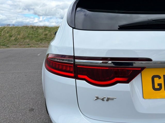 Jaguar XF 2.0I Portfolio Black #22