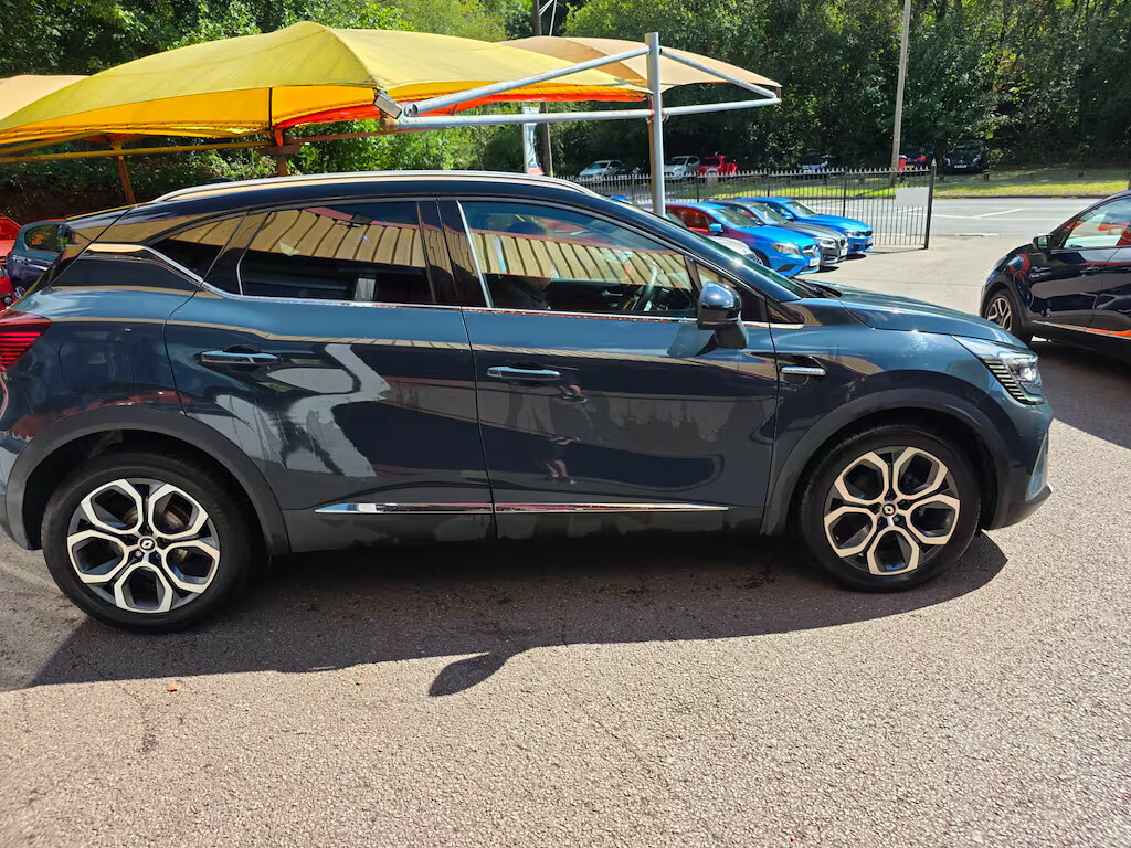 Renault Captur 1.0 Tce 90 Techno Hatchback YGZ3504 Black #2