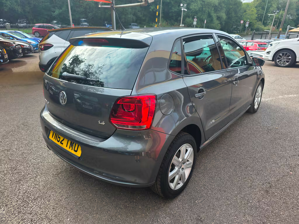 Volkswagen Polo Match White #5