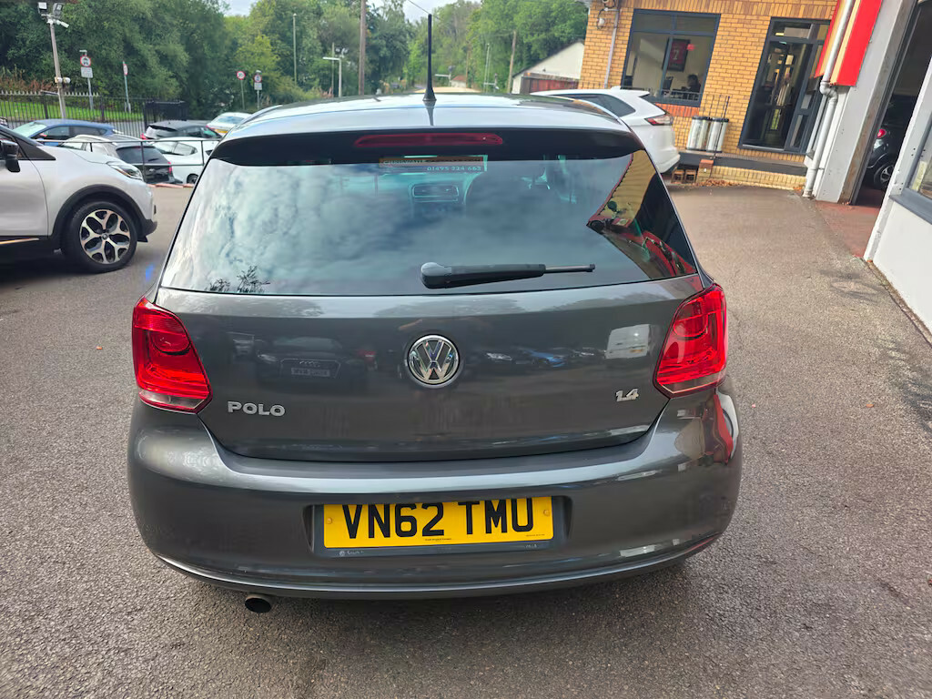 Volkswagen Polo Match White #6