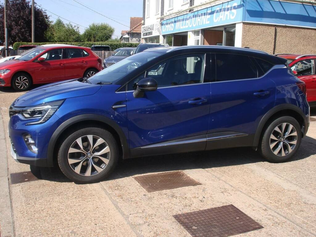 Renault Captur 1.3 Tce 140 S Edition Edc Bose Black #2