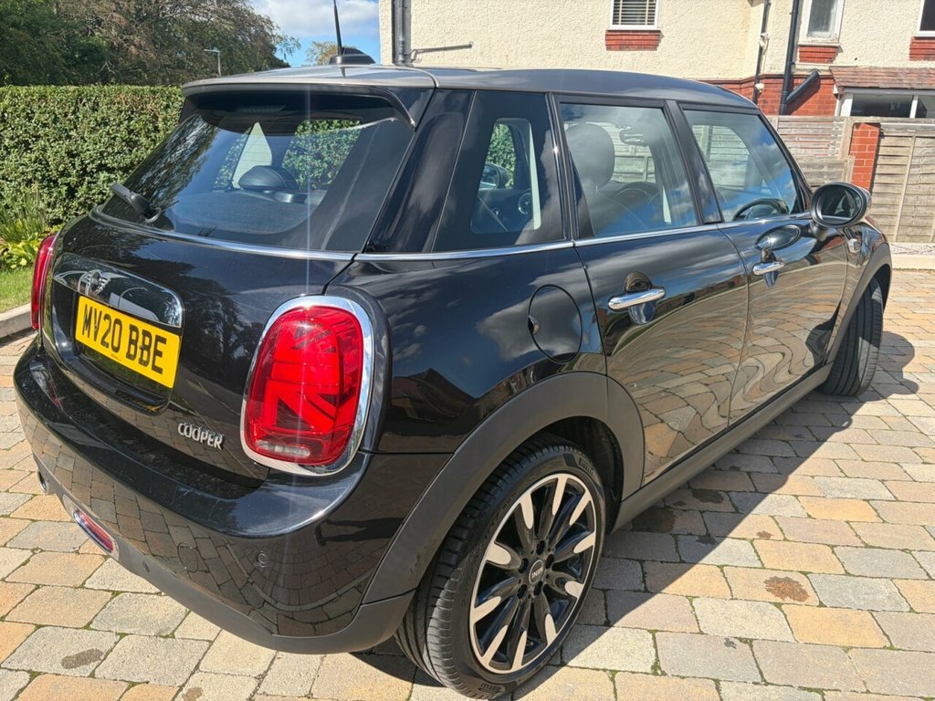 Mini Hatch 1.5L Cooper Exclusive Black #6