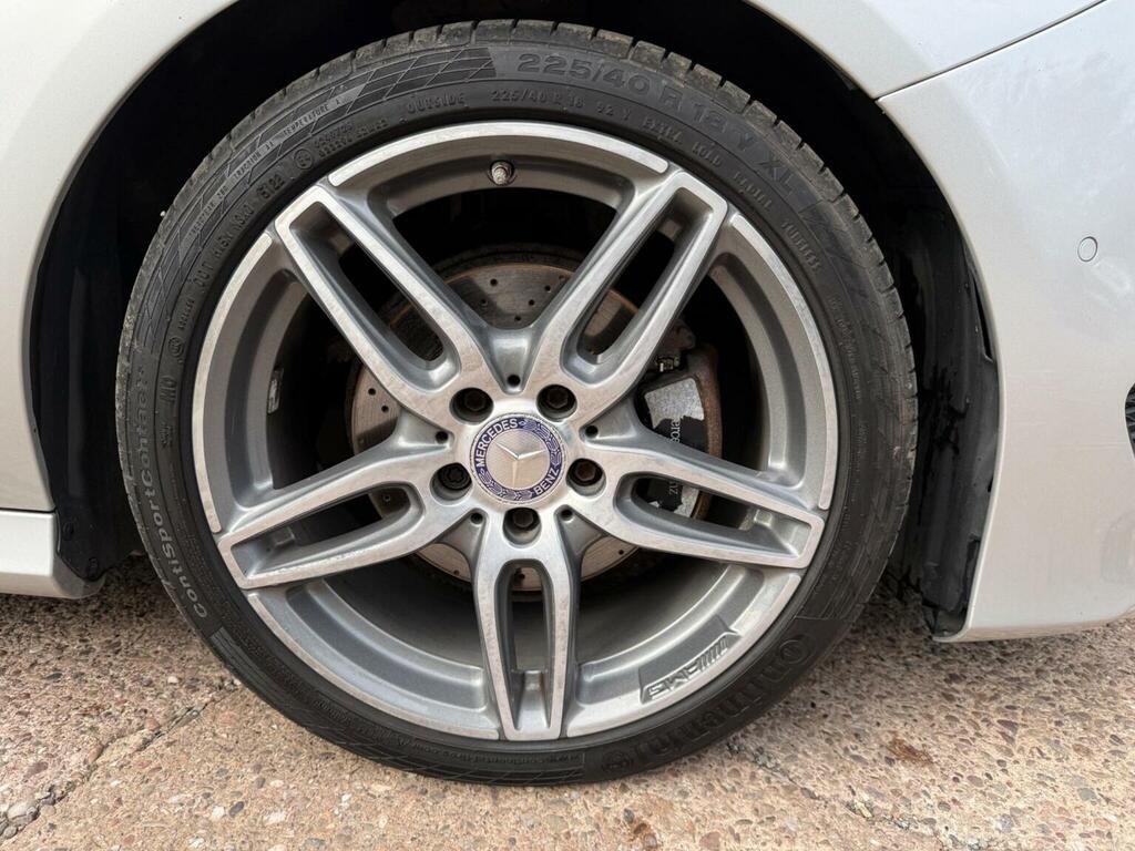 Mercedes-Benz B Class Hatchback Grey #30