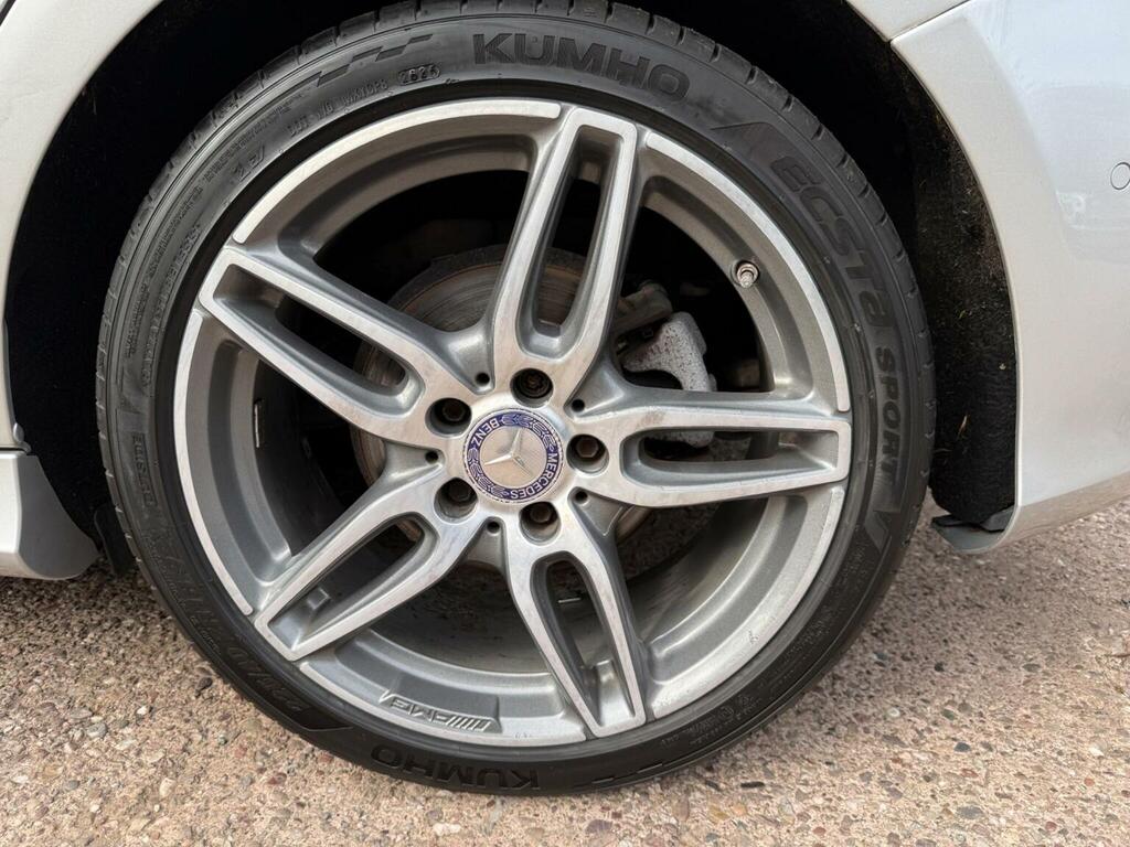 Mercedes-Benz B Class Hatchback Grey #32