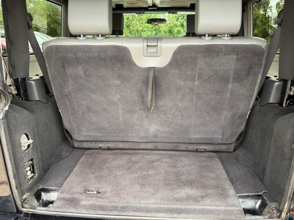 Jeep Wrangler Jeep Wrangler 2.8 Crd Ultimate Suv Black #12