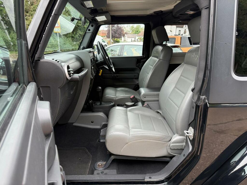 Jeep Wrangler Jeep Wrangler 2.8 Crd Ultimate Suv Black #9