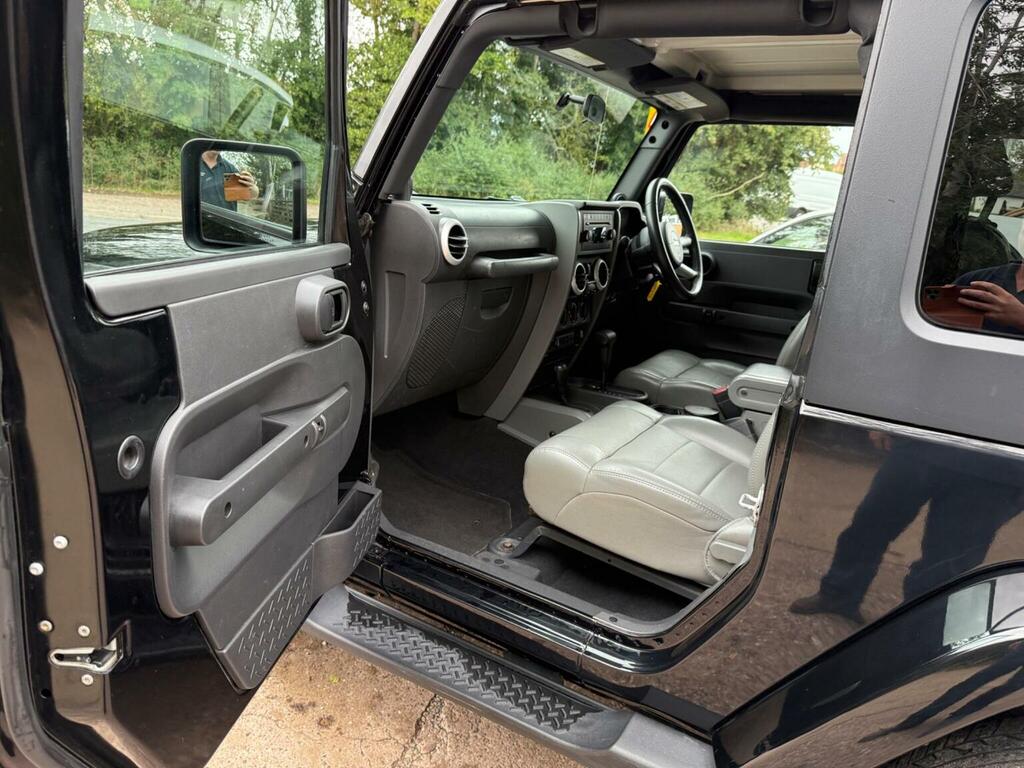 Jeep Wrangler Jeep Wrangler 2.8 Crd Ultimate Suv Black #21