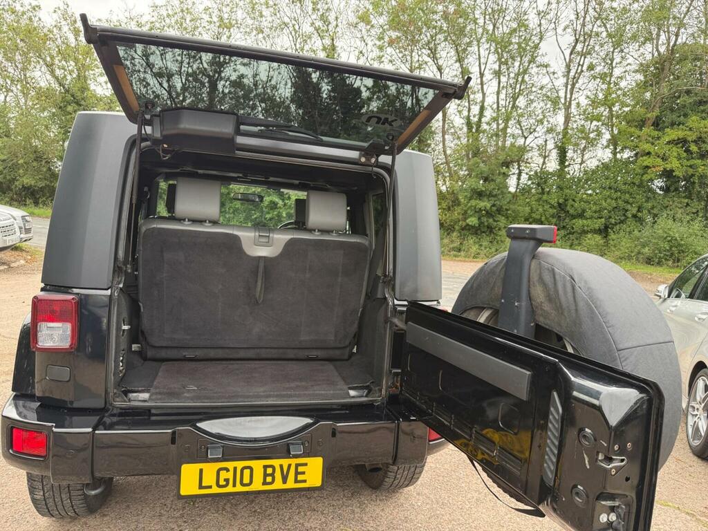 Jeep Wrangler Jeep Wrangler 2.8 Crd Ultimate Suv Black #24