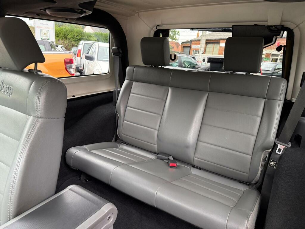 Jeep Wrangler Jeep Wrangler 2.8 Crd Ultimate Suv Black #11