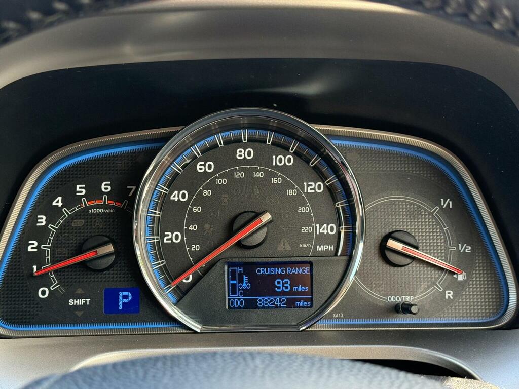 Toyota Rav 4 2.2 D-4d Icon 150 Bhp Silver #16