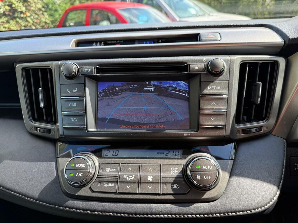 Toyota Rav 4 2.2 D-4d Icon 150 Bhp Silver #19