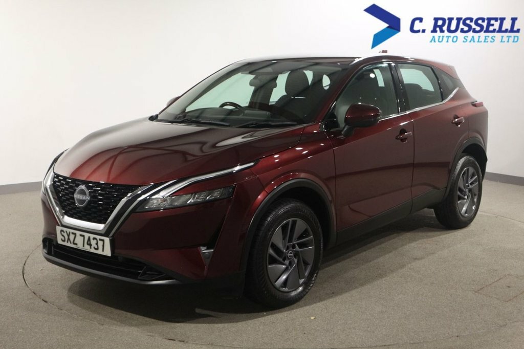 Nissan Qashqai 1.3L Acenta Premium Red