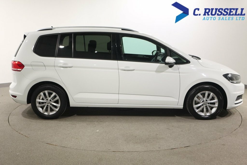 Volkswagen Touran 1.6L Se White #6