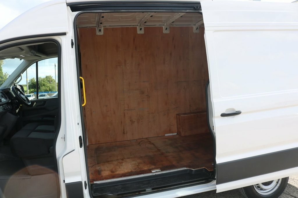 Volkswagen Crafter 2L Startline White #5
