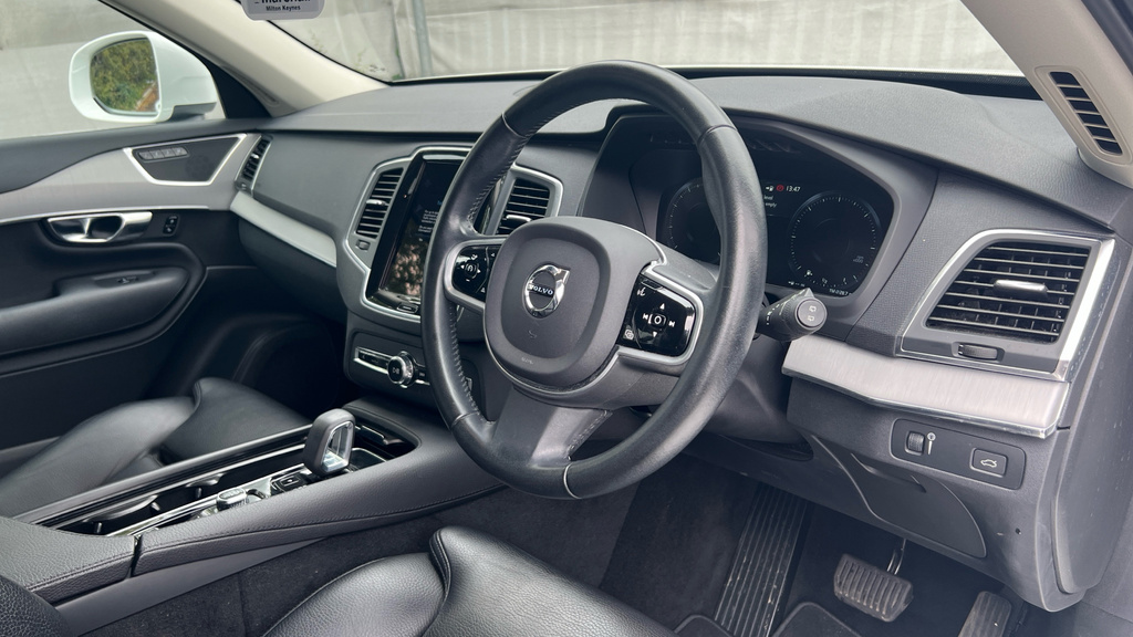 Volvo XC90 #9