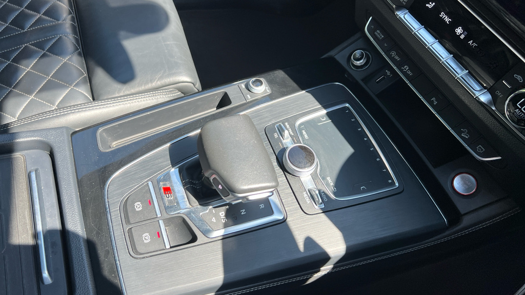 Audi SQ5 Suv Blue #31