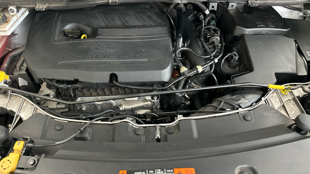 Ford Kuga  White #20