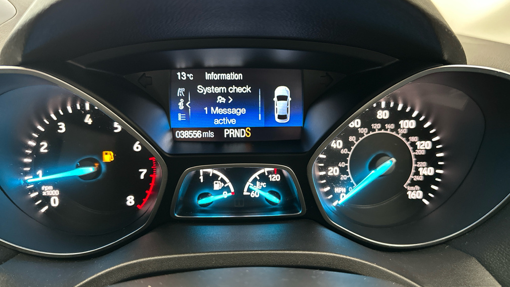 Ford Kuga  White #17