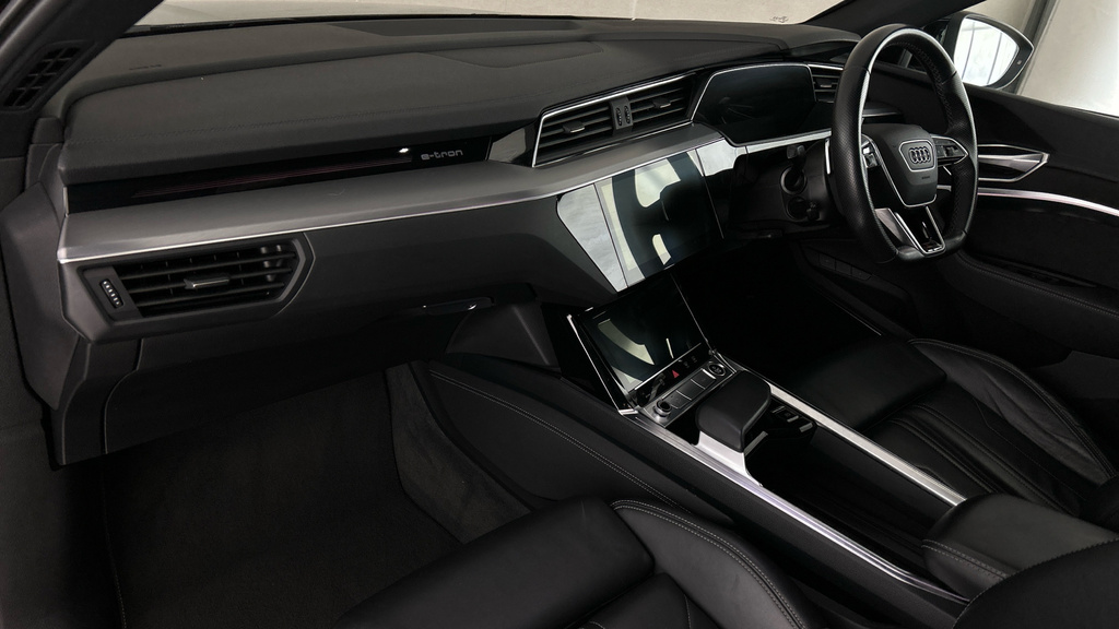 Audi E-Tron S S Line Black #12