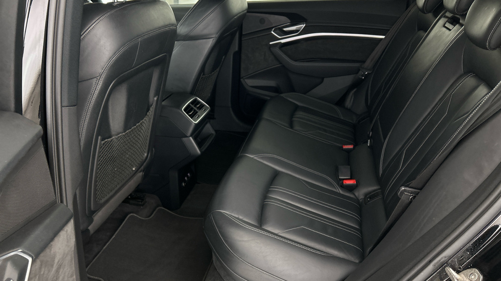 Audi E-Tron S S Line Black #21