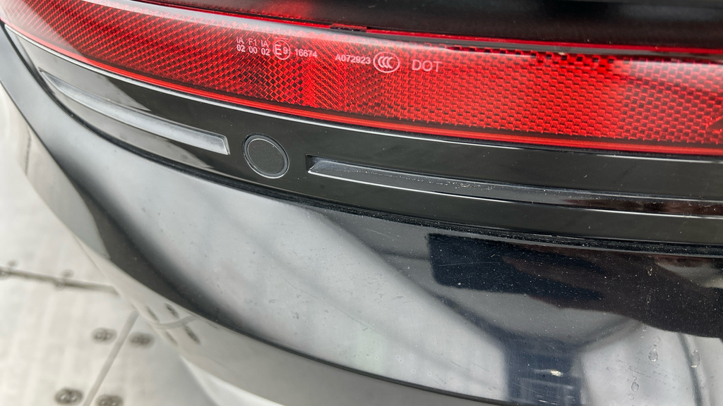 Audi E-Tron S S Line Black #4