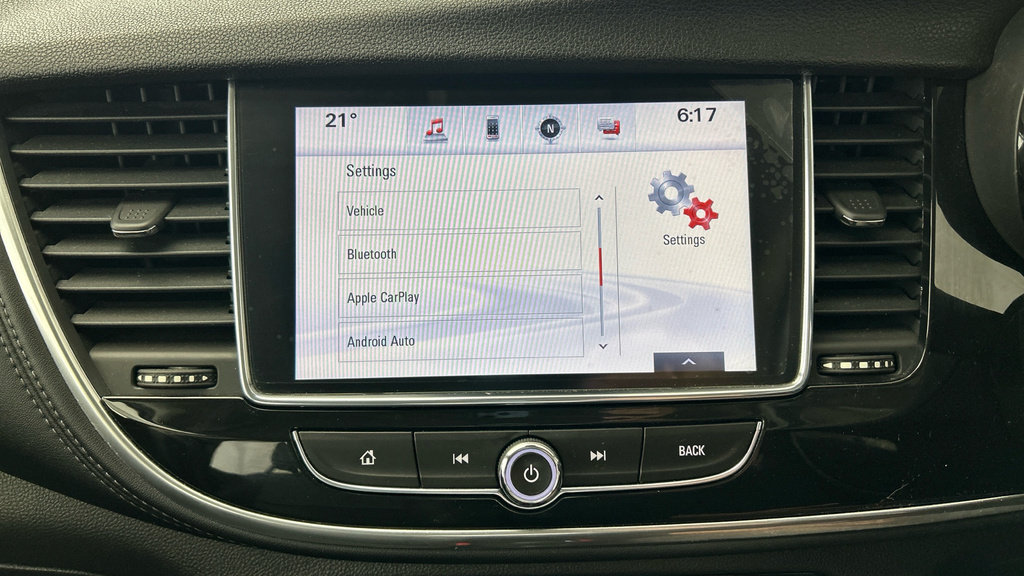 Vauxhall Mokka X Active White #17