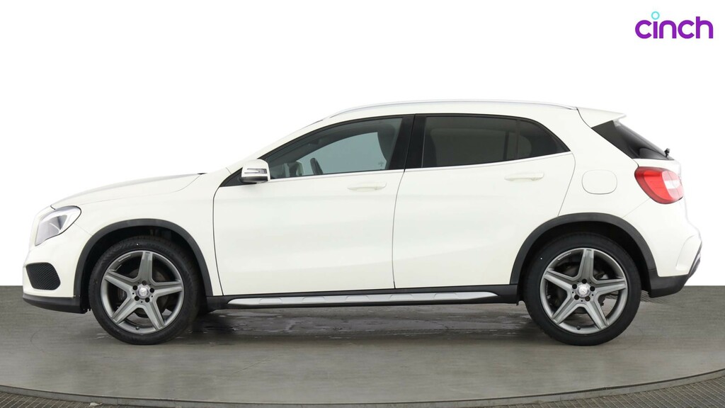Mercedes-Benz GLA Class Automatic Red #6