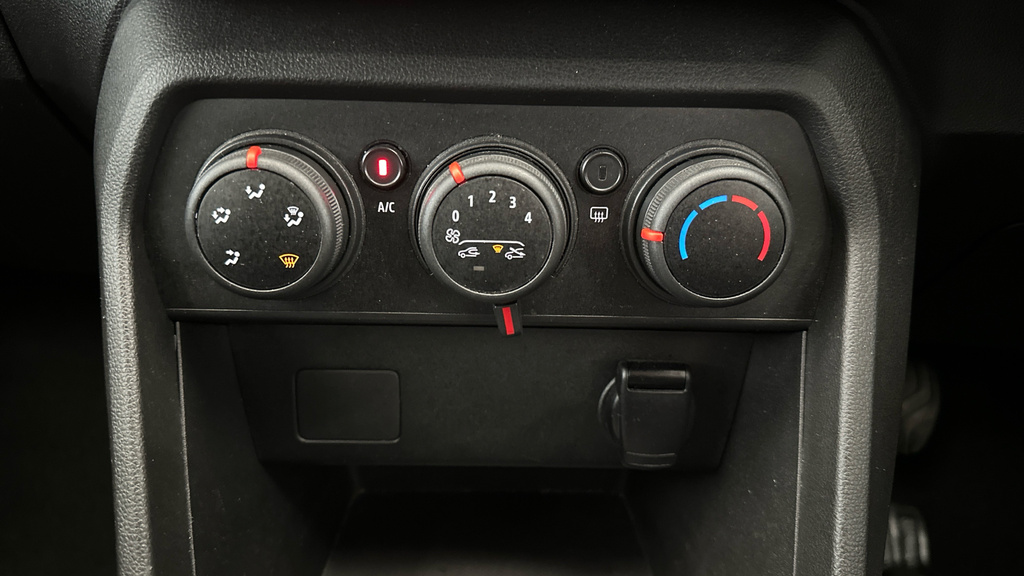 Dacia Sandero Essential Blue #13