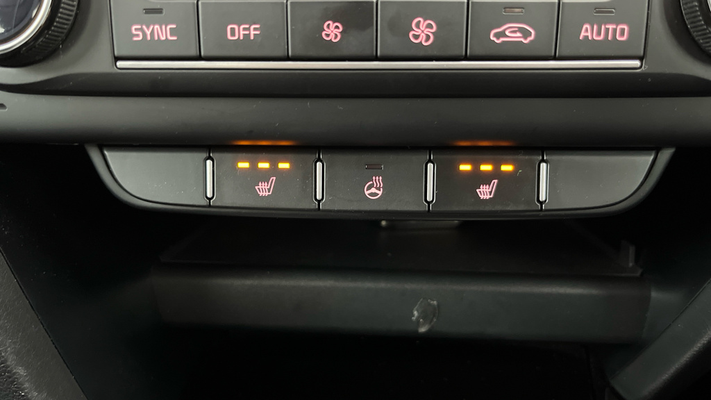 Kia Xceed 3 Isg Brown #15