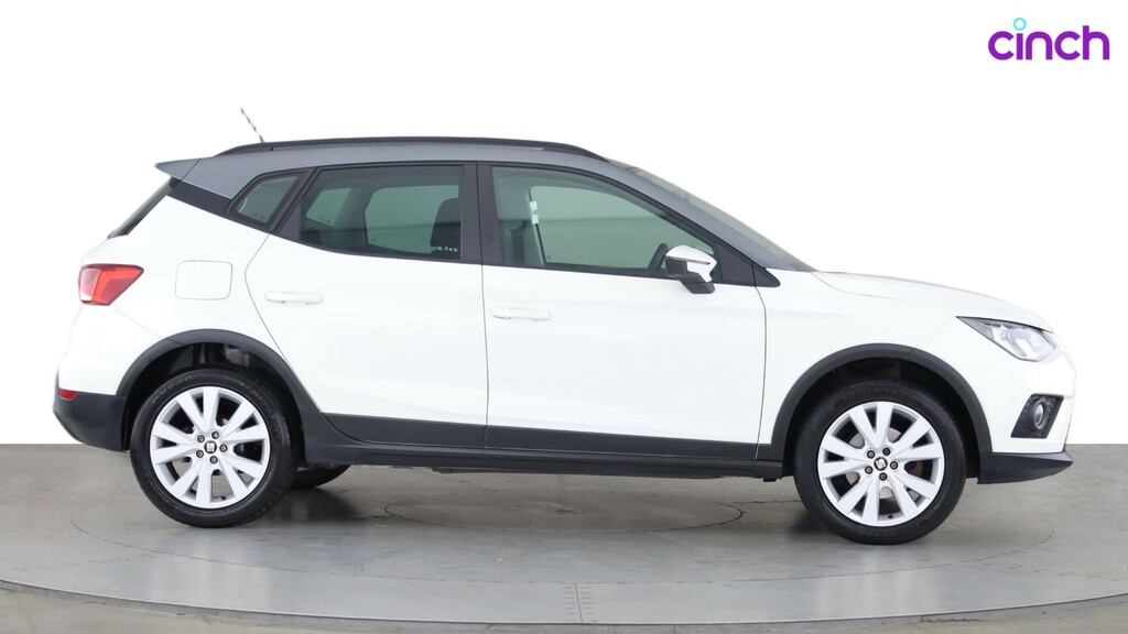 Seat Arona Hatchback Red #2