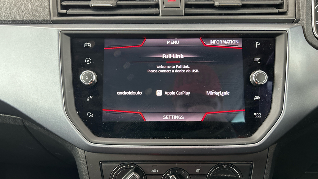 Seat Arona Hatchback Red #13