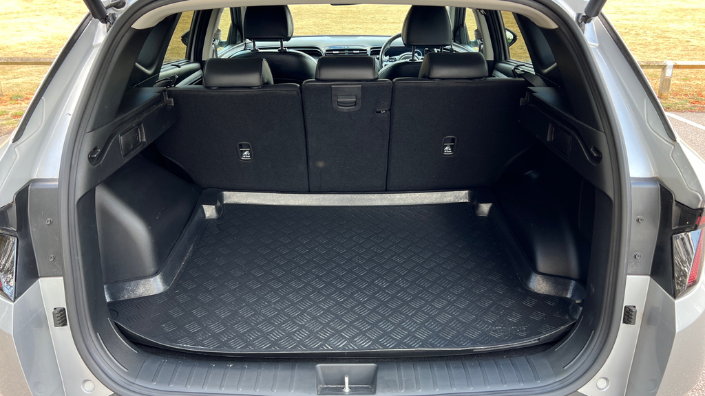 Hyundai Tucson Premium Black #25